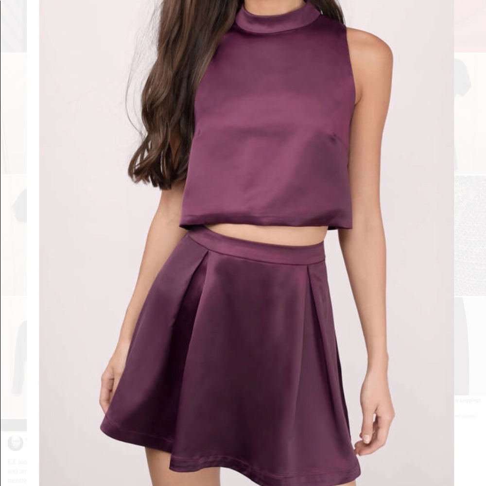 Tobi plum skater set